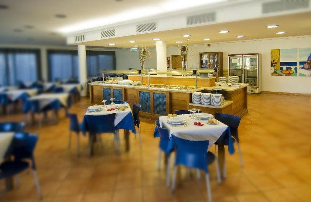 Grupoandria Aparthotel Club Andria ซิวตาเดญา ภายนอก รูปภาพ