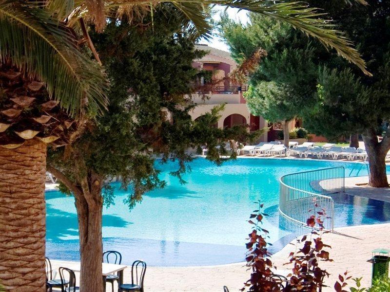 Grupoandria Aparthotel Club Andria ซิวตาเดญา ภายนอก รูปภาพ